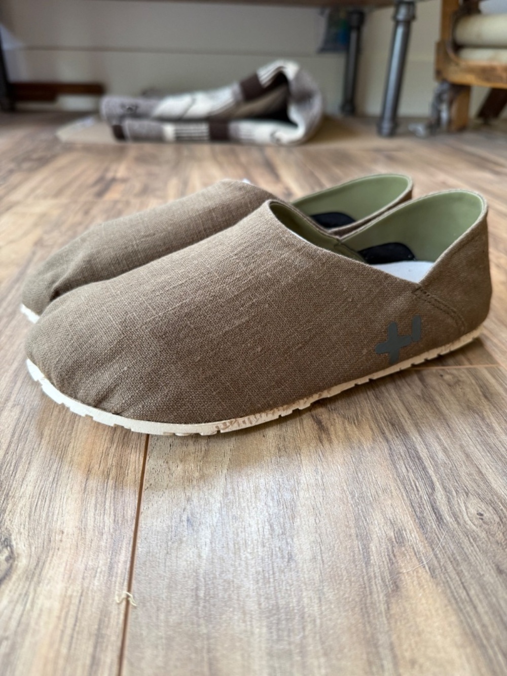 OTZ 300GMS Olive Linen Espadrille